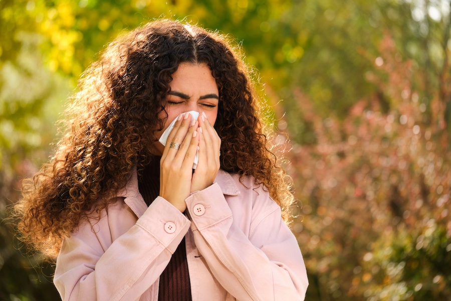 woman with seasonal allergies